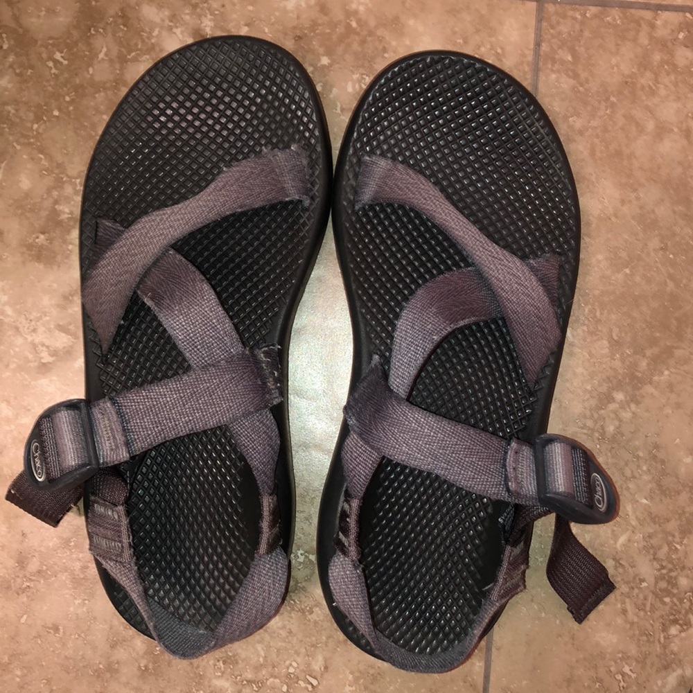 MENS Chacos Size 9